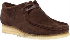 baskets basses Clarks marron foncé pour hommes 26 154744 taille wallabee Hommes N6R8B1209 Clarks marron foncé