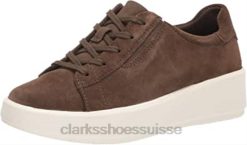 baskets Clarks Layton Lace en daim olive foncé pour femmes femmes N6R8B1216 Clarks daim olive foncé