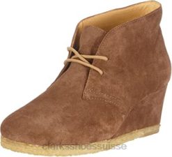 bottes désertes Yarra pour femmes Clarks en daim marron noyer femmes N6R8B2357 Clarks daim marron noyer