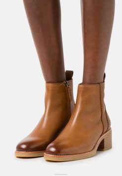 bottines zippées cologne clarks beige foncé unisexe N6R8B7086 Clarks bronzage foncé