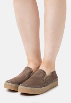 clarks barleigh slip-ons taupe unisexe N6R8B6920 Clarks taupe