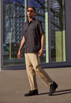 Clarks bottes noires décontractées à lacets unisexe N6R8B7121 Clarks noir