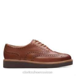 Clarks Glickly Brogue en cuir beige foncé femmes N6R8B3973 Clarks cuir beige foncé