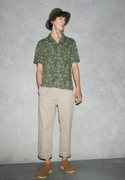 desert khan chaussures à lacets décontractées cola clarks unisexe N6R8B7150 Clarks Cola