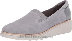 Mocassins Sharon Dolly Clarks en daim gris clair pour femmes femmes N6R8B1467 Clarks daim gris clair